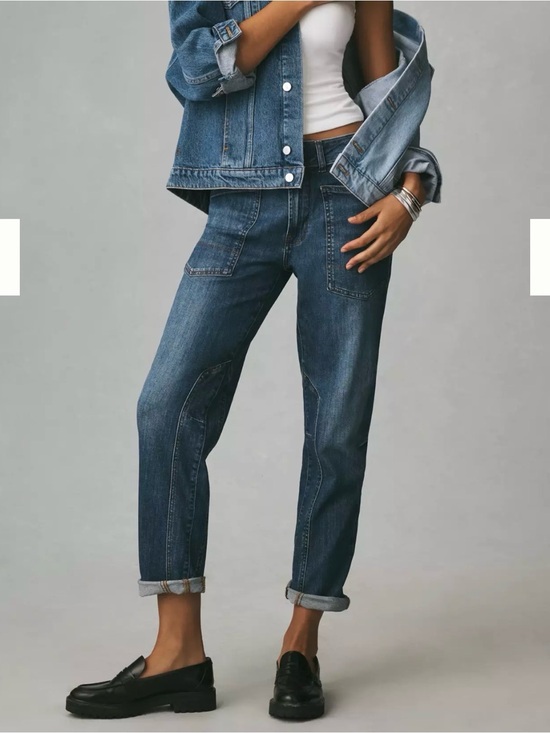 Pilcro Denim - Wanderer Mid-Rise Relaxed Jeans by Pilcro